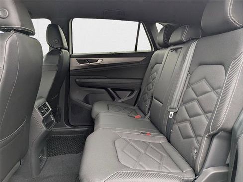 New 2026 Volkswagen Atlas Cross Sport SE AWD/4WD image 15