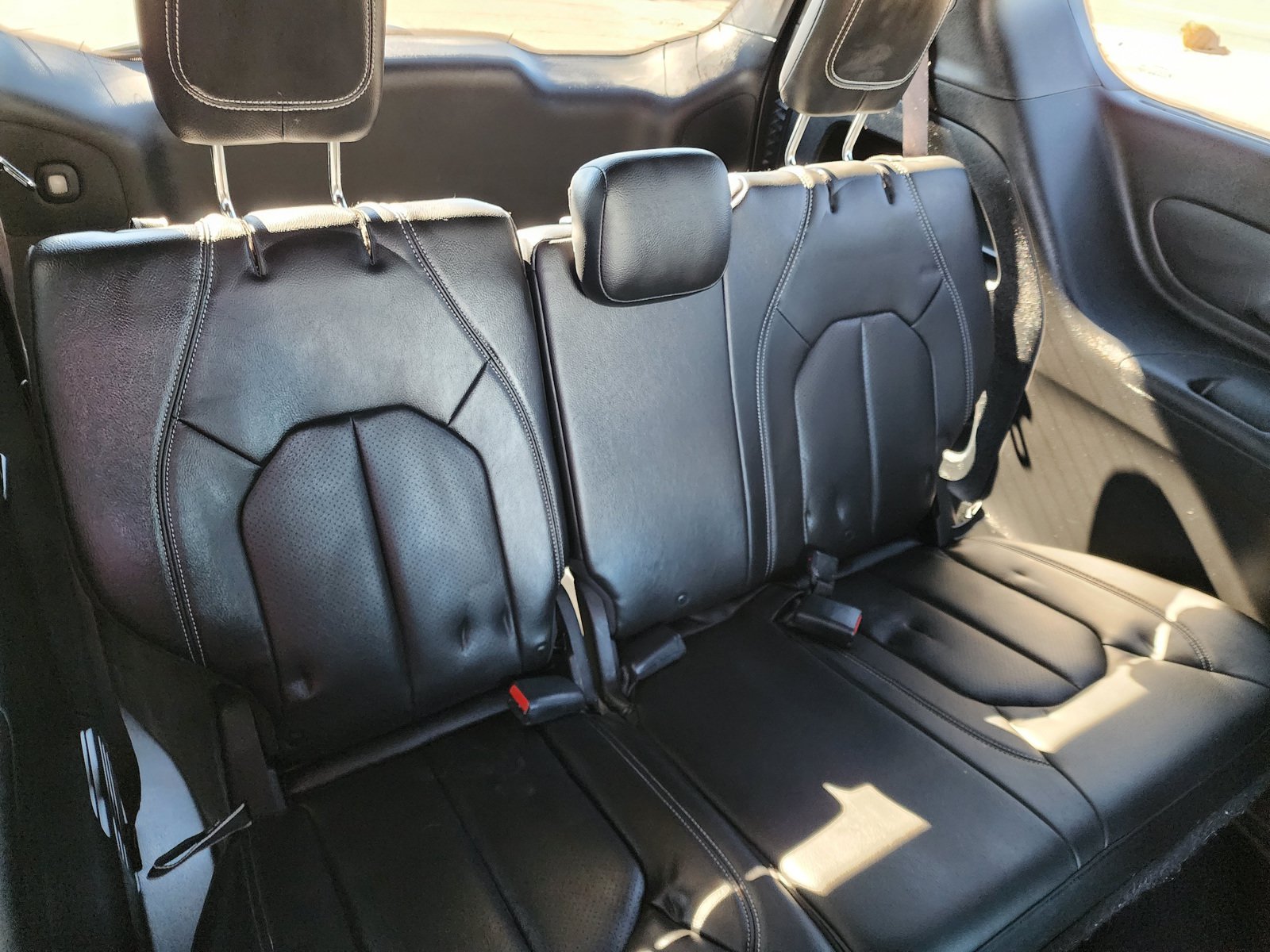 Used 2020 Chrysler Pacifica Touring-L AWD/4WD image 14