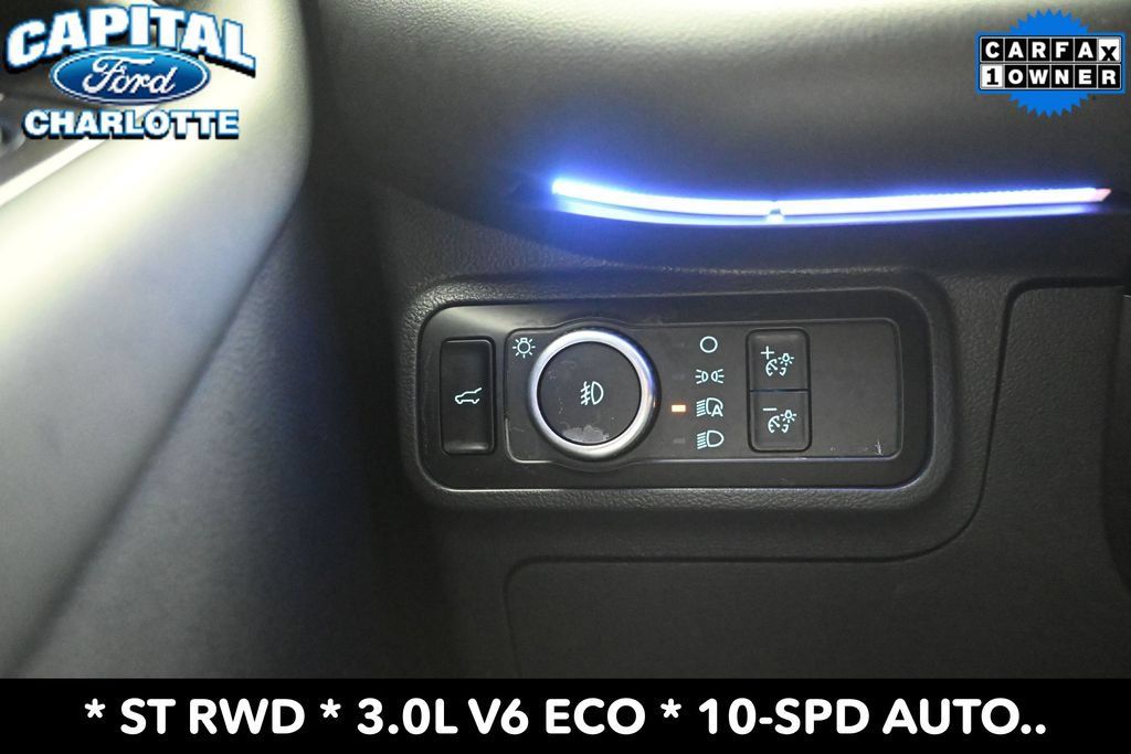 Used 2025 Ford Explorer ST RWD image 20