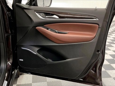 Used 2021 Buick Enclave Avenir image 18