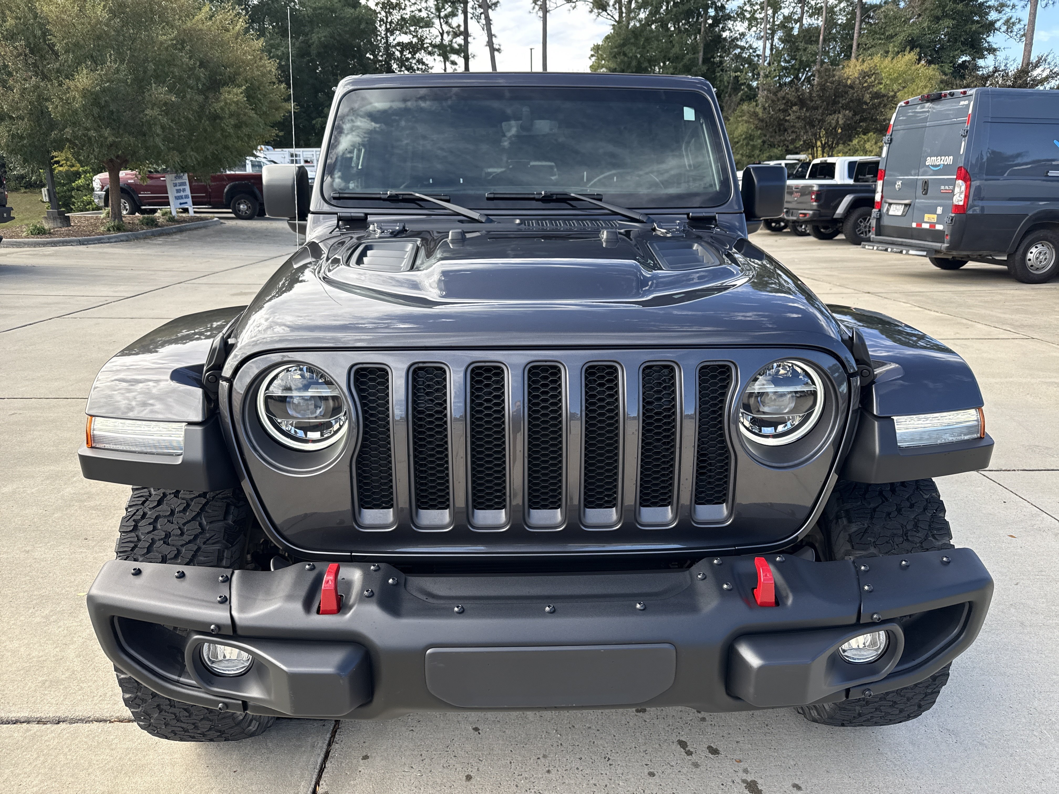 Used 2021 Jeep Wrangler Unlimited Rubicon AWD/4WD image 3