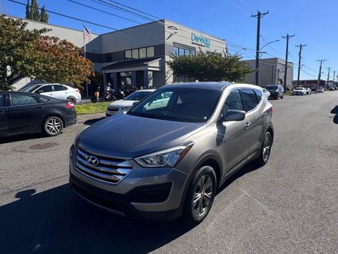 Used 2014 Hyundai Santa Fe Sport image 9