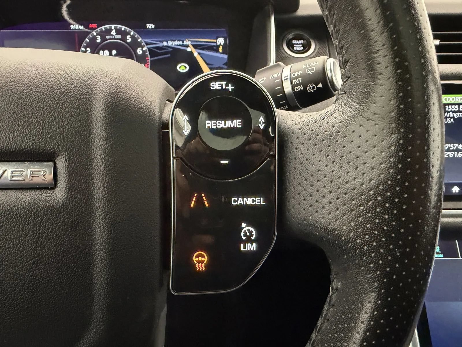 Used 2019 Land Rover Range Rover Sport HSE AWD/4WD image 13