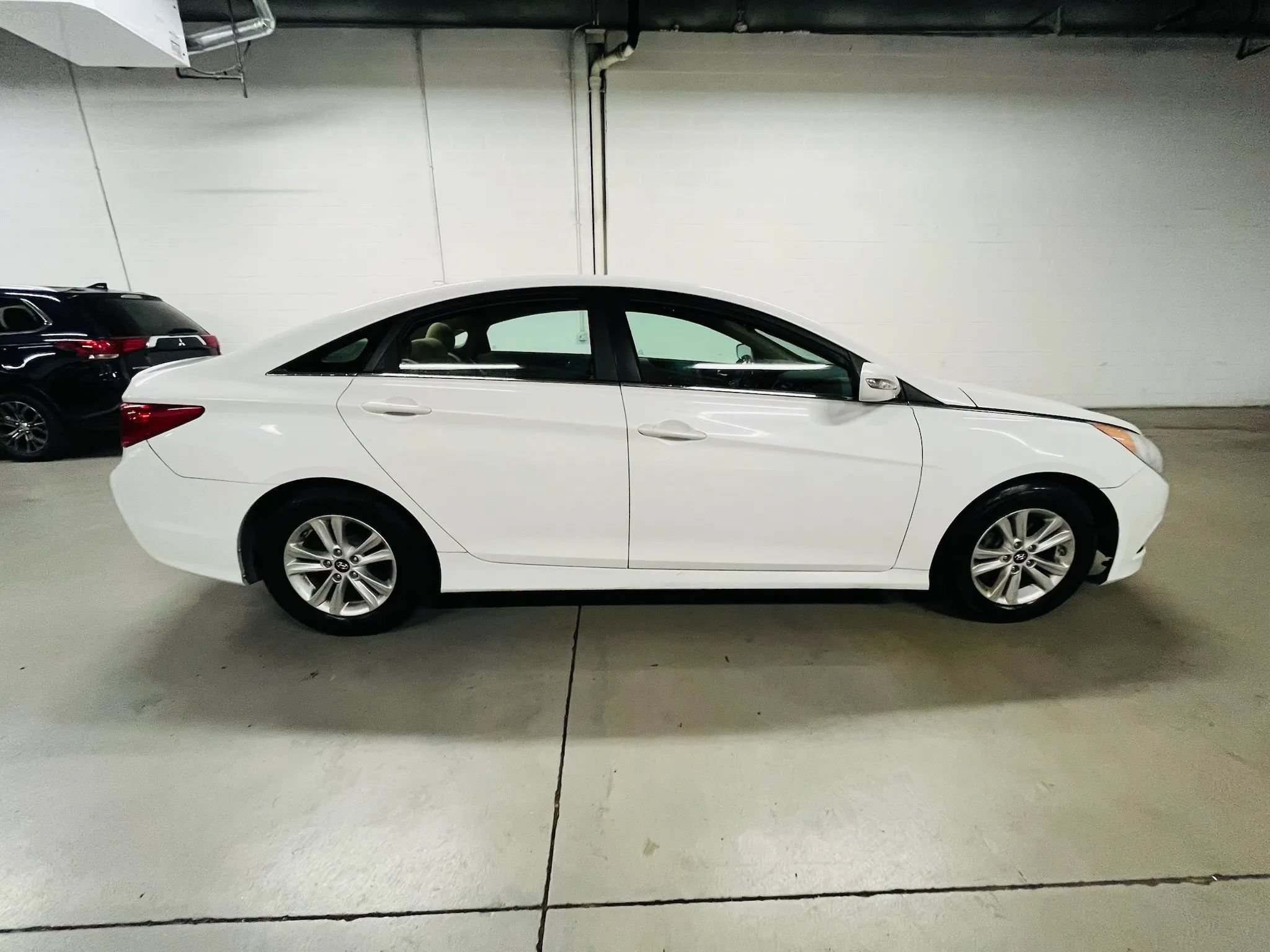 Used 2014 Hyundai Sonata GLS w/ Popular Equipment Group 2 FWD image 9