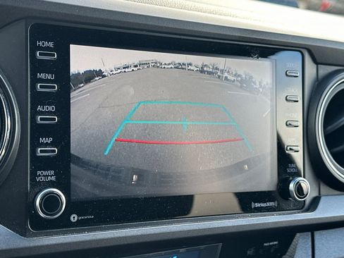 Used 2021 Toyota Tacoma TRD Off-Road w/ Technology Package image 26