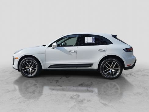 Used 2024 Porsche Macan image 8
