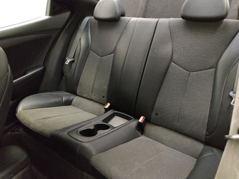 Used 2015 Hyundai Veloster w/ Option Group 03 image 18