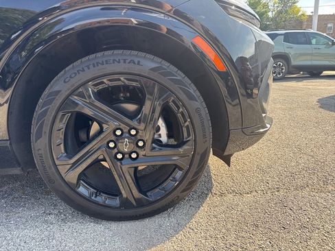 Used 2025 Chevrolet Equinox EV RS image 9