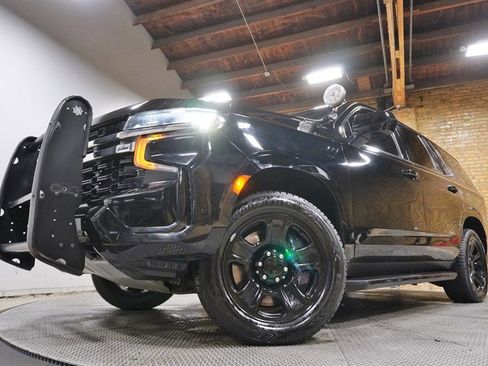 Used 2021 Chevrolet Tahoe 4WD image 3