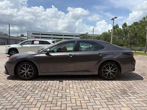 Certified 2024 Toyota Camry SE w/ Convenience Package FWD image 5