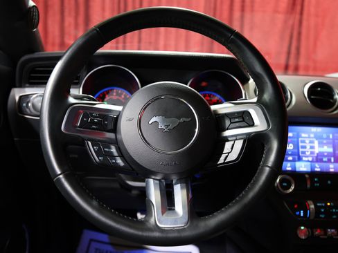 Used 2020 Ford Mustang Premium image 16