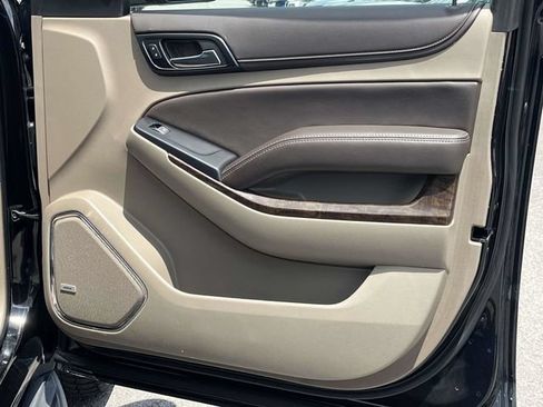 Used 2019 Chevrolet Suburban LT AWD/4WD image 27