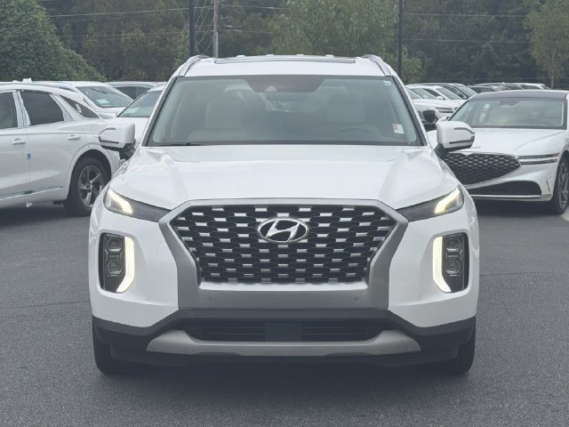Used 2021 Hyundai Palisade SEL w/ Premium Package FWD image 2