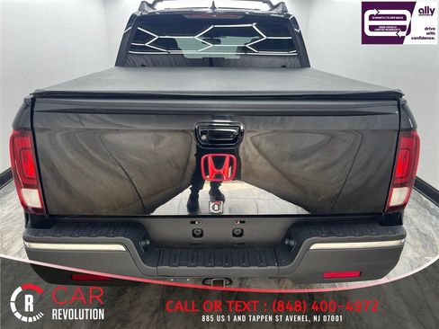 Used 2018 Honda Ridgeline RTL-T image 6