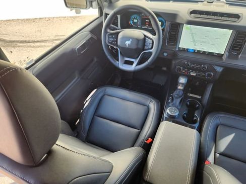 New 2026 Ford Bronco Badlands AWD/4WD image 10
