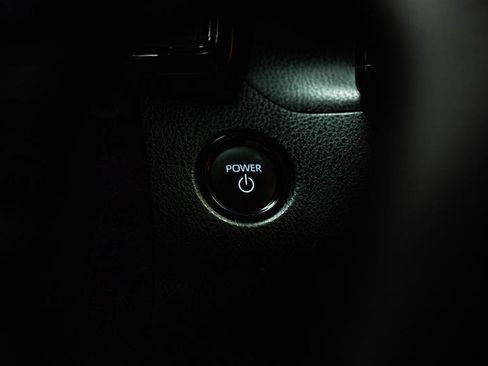 Used 2025 Toyota Camry LE image 18