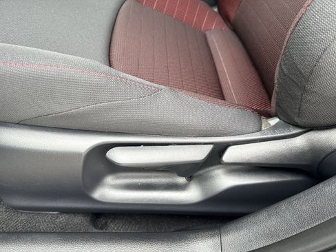 Certified 2025 Toyota Corolla SE image 13