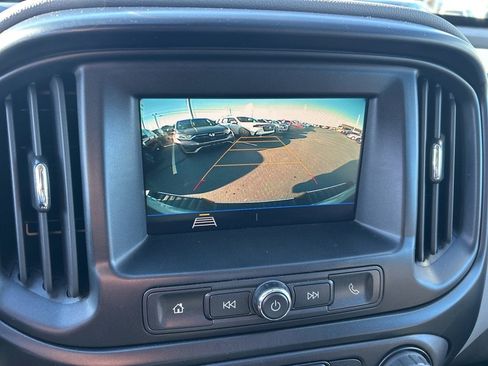 Used 2022 Chevrolet Colorado W/T image 10