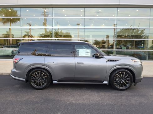 New 2026 INFINITI QX80 Autograph image 3