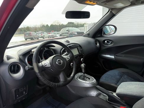 Used 2014 Nissan Juke SV w/ Navigation Package image 13