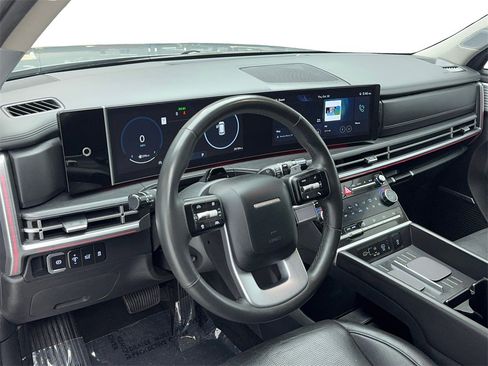 Used 2024 Hyundai Santa Fe Limited image 16