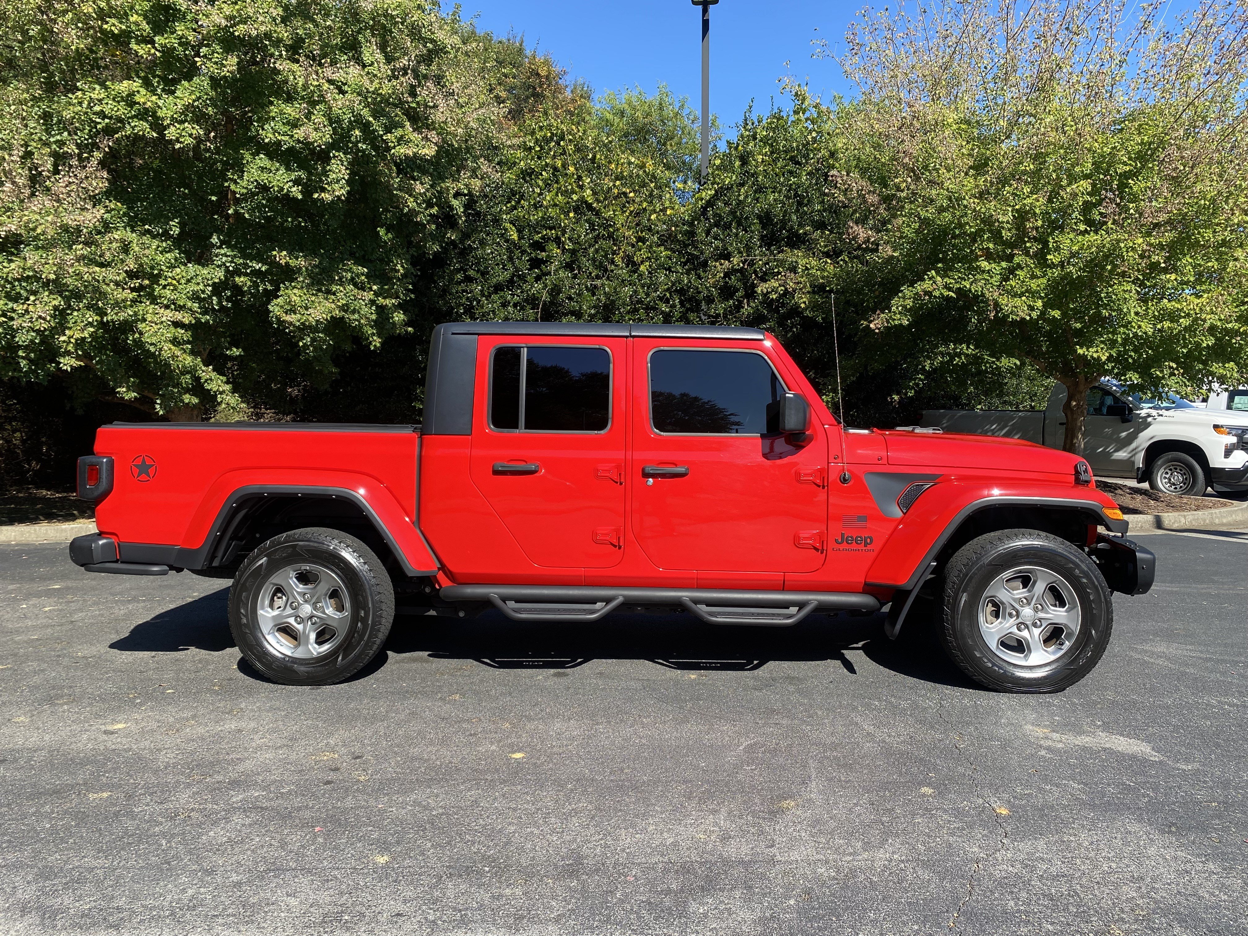Used 2021 Jeep Gladiator Sport AWD/4WD image 10