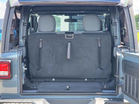 Certified 2025 Jeep Wrangler Sport AWD/4WD image 22