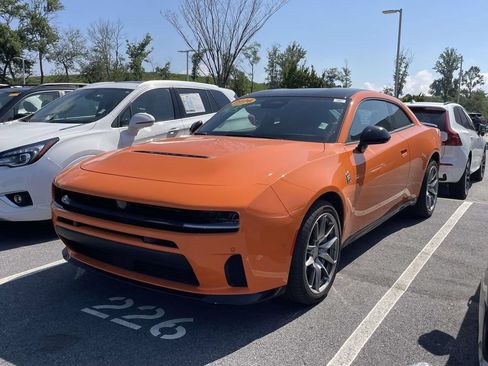 Used 2026 Dodge Charger Scat Pack w/ Wheel & Tire Package AWD/4WD image 2
