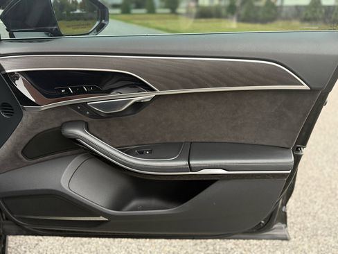 Used 2019 Audi A8 L 3.0T image 44