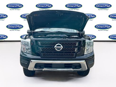 Used 2021 Nissan Titan SV w/ SV Convenience Package AWD/4WD image 33