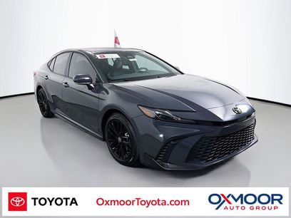 Used 2025 Toyota Camry SE w/ Multimedia Upgrade Package