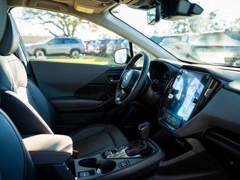 Certified 2025 Subaru Crosstrek 2.5i Limited w/ Popular Package #3A image 25