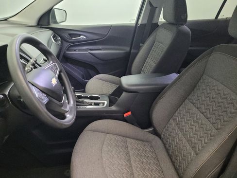 Used 2022 Chevrolet Equinox LT w/ LPO, Floor Liner Package FWD image 17
