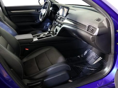 Used 2019 Honda Accord Sport image 29