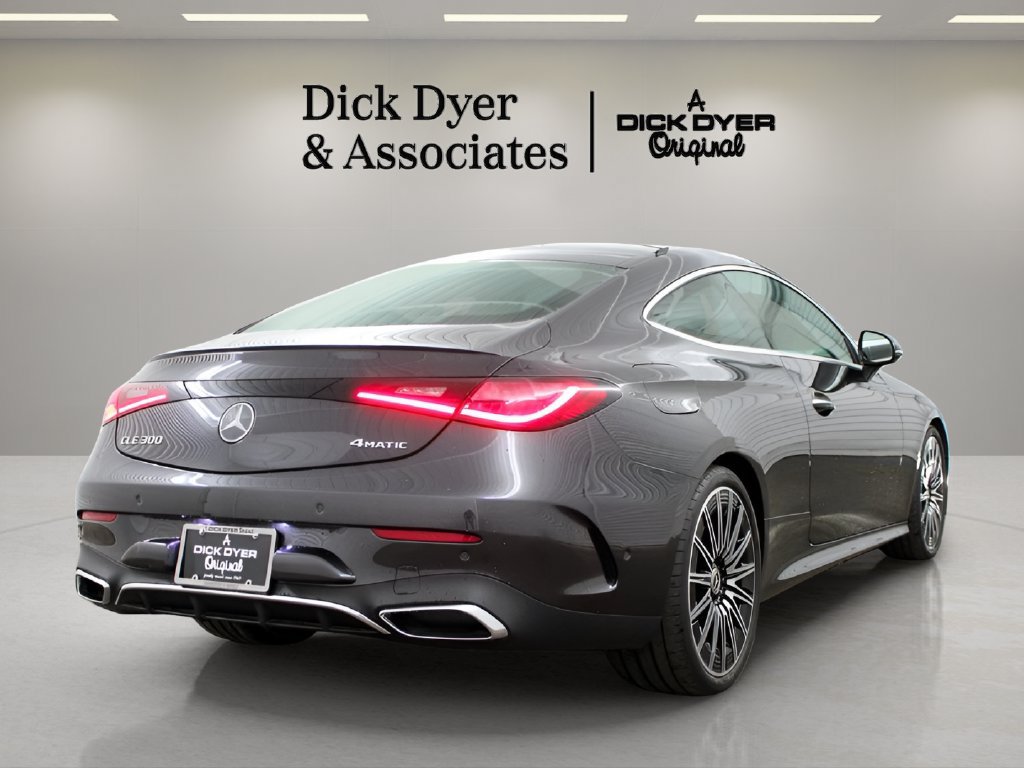 Used 2025 Mercedes-Benz CLE 300 4MATIC Coupe image 3