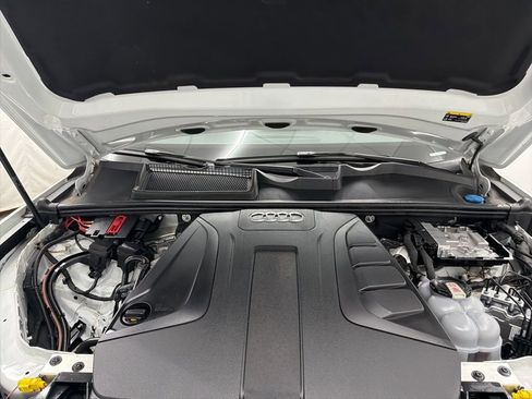 Used 2023 Audi Q7 2.0T Premium w/ Convenience Package image 34