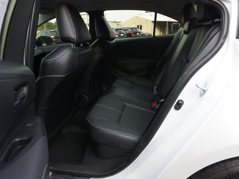 Used 2022 Toyota Corolla LE w/ Premium Interior Package FWD image 14