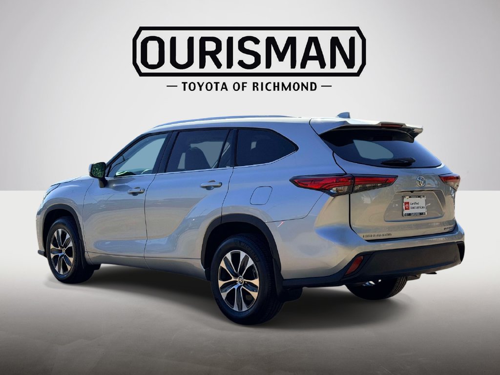 Certified 2021 Toyota Highlander XLE AWD/4WD image 23
