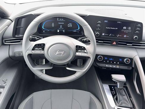 New 2026 Hyundai Elantra Sport image 18