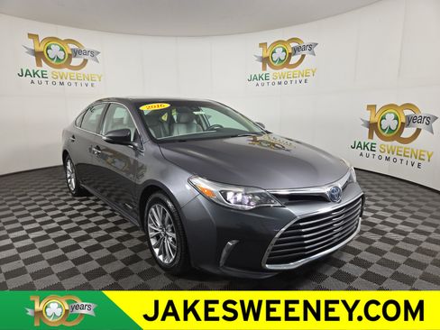 Used 2016 Toyota Avalon Limited image 1