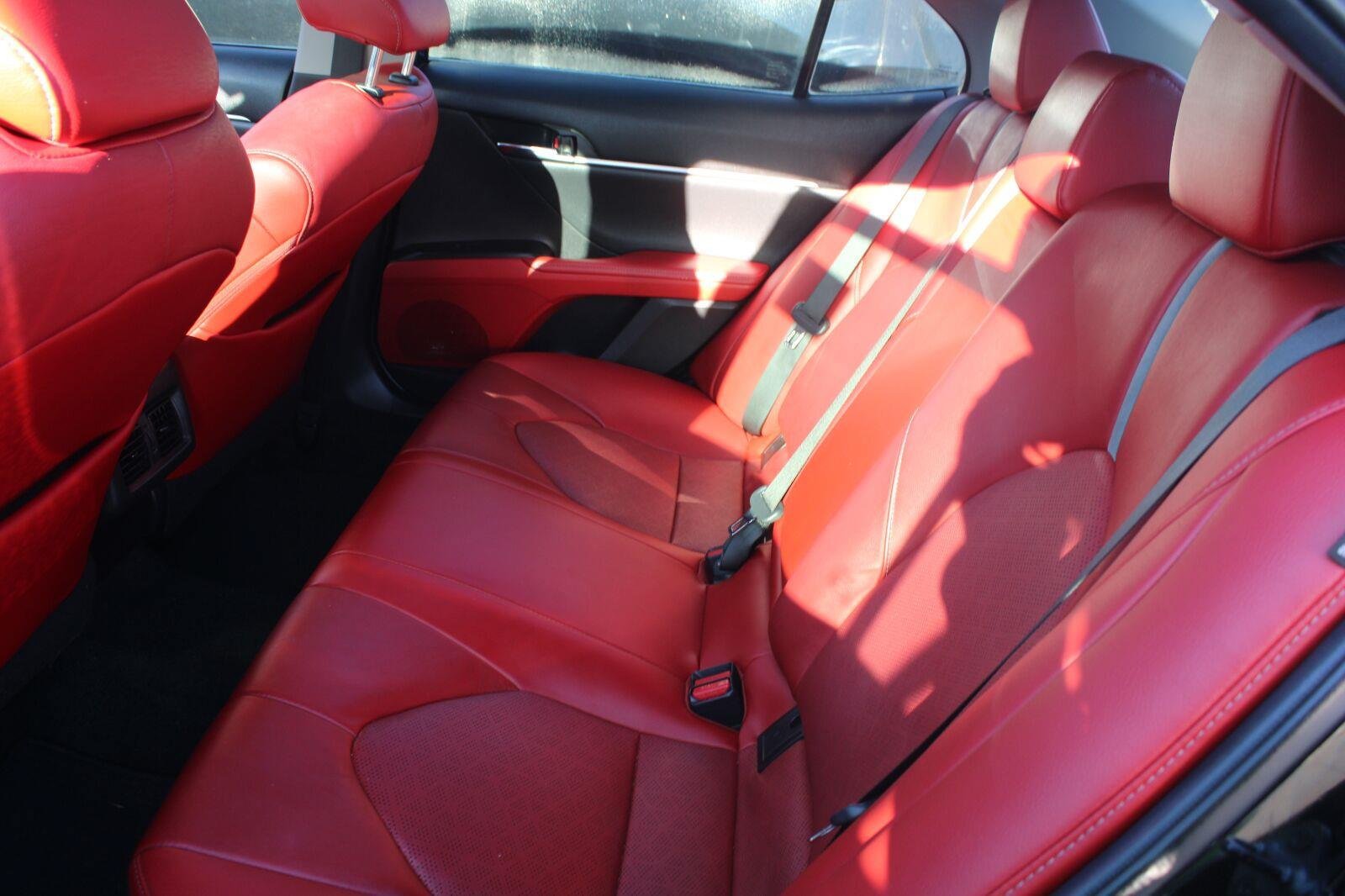 Used 2021 Toyota Camry XSE FWD image 7