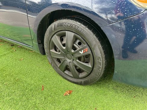 Used 2012 Toyota Corolla LE image 35