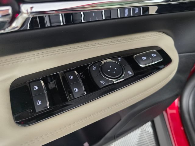 New 2025 Lincoln Corsair Grand Touring AWD/4WD image 25