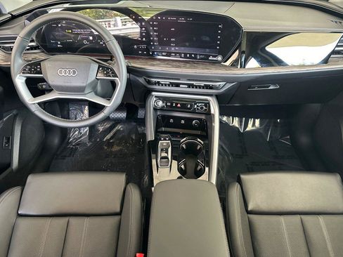New 2025 Audi Q5 Premium Plus image 12