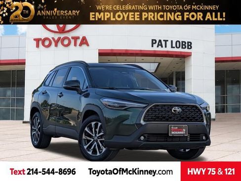 Certified 2025 Toyota Corolla Cross XLE w/ Convenience Package FWD image 1