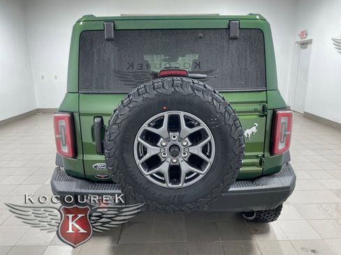 New 2025 Ford Bronco Badlands image 5