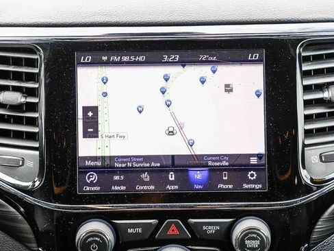 Used 2020 Jeep Grand Cherokee Altitude AWD/4WD image 14