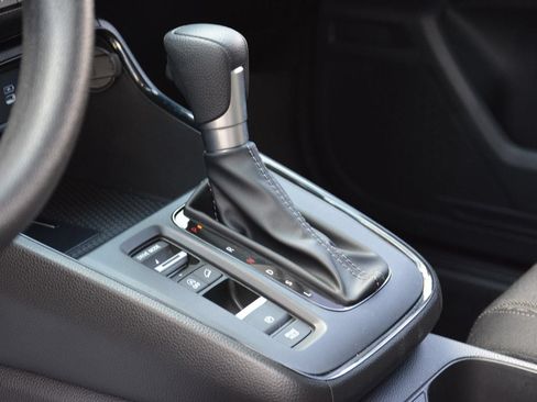 Used 2026 Honda CR-V EX image 10
