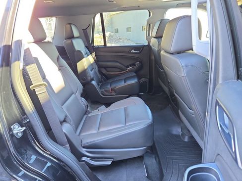 Used 2019 Chevrolet Tahoe LT image 17