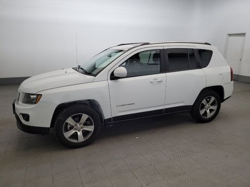 Used 2016 Jeep Compass High Altitude AWD/4WD image 2